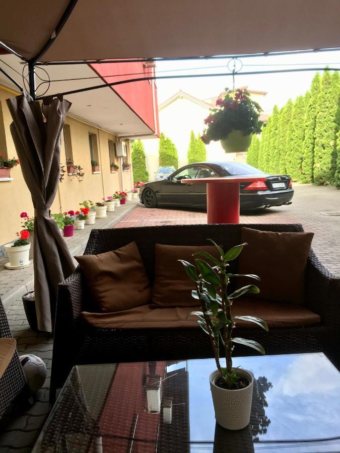 Hotel Vandia Temesvár Kültér fotó